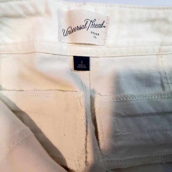 Universal Thread Womens Cream High-Waisted Cotton Blend Shorts Size 2Casual Wear - Picture 3 of 11